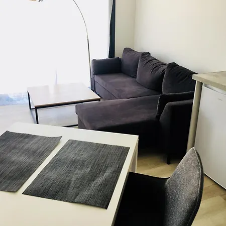 Pour 4 Personnes -climatise -tres Grand Jardin -2min Tram Palmer-kids&petfriendly Cenon