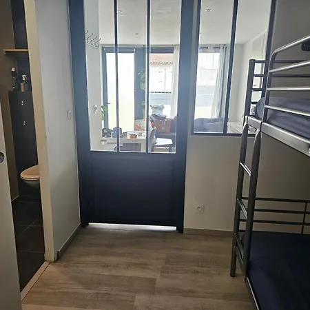 Pour 4 Personnes -climatise -tres Grand Jardin -2min Tram Palmer-kids&petfriendly Apartman *