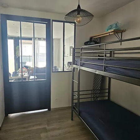Pour 4 Personnes -climatise -tres Grand Jardin -2min Tram Palmer-kids&petfriendly